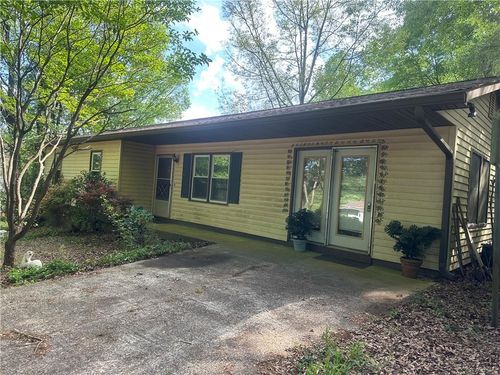 421 Chase Cir, Cornelia, GA, 30531-5448 | Card Image