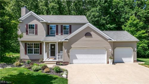 4021 Timber Run, Ravenna, OH, 44266-9068 | Card Image