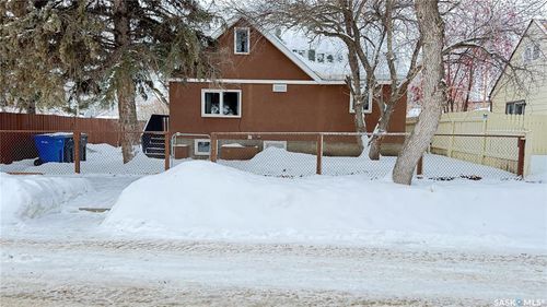1271 107th St, North Battleford, SK, S9A1Z4 | Card Image