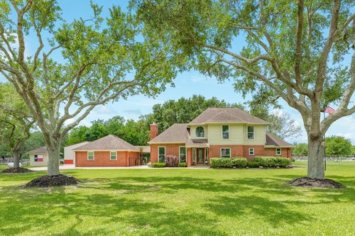 5620 County Road 166, Alvin, TX, 77511-7159 | Card Image