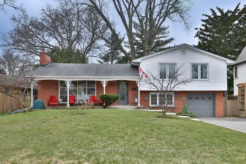 377 Arden Cres, Burlington, ON, L7L2A7 | Card Image