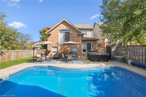 273 Carrington Dr, Guelph, ON, N1G5H3 | Card Image