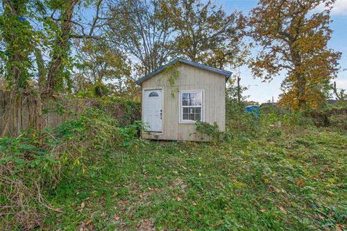 5002 Firnat St, Houston, TX, 77016-5220 | Card Image