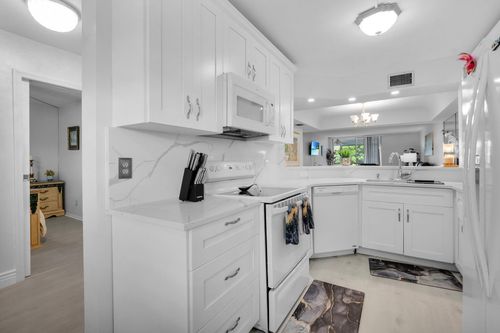 apt-305-23247 Barwood Ln N, Boca Raton, FL, 33428-6792 | Card Image