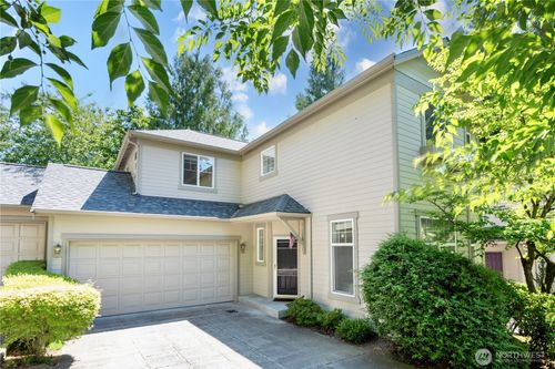 9834 Ne 130th Pl, Kirkland, WA, 98034-2711 | Card Image