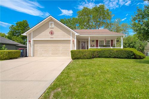 1710 Kathleen Way, Kearney, MO, 64060-7608 | Card Image