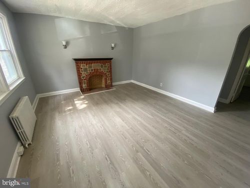1325 Kenhill Ave, BALTIMORE, MD, 21213-3830 | Card Image