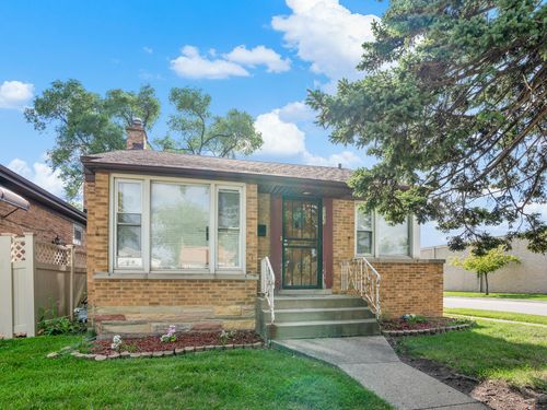 1135 Rice Ave, Bellwood, IL, 60104-2435 | Card Image