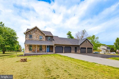 112 Saw Mill Rd, Elizabethtown, PA, 17022-8983 | Card Image