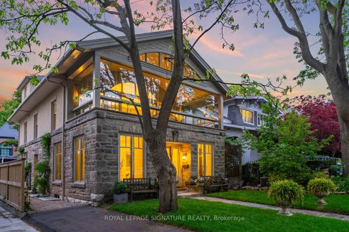 4 Neville Park Boulevard, Toronto, ON, M4E3P6 | Card Image