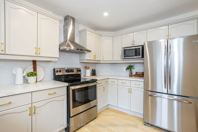 12 Ponsford Pl, House other with 5 bedrooms, 3 bathrooms and 4 parking in Saint Thomas ON | Image 13