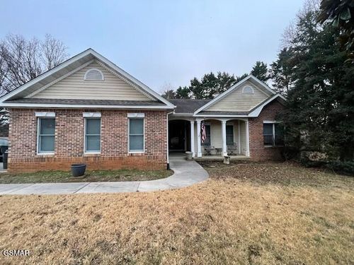 1228 Ariell Lea, Sevierville, TN, 37862-9314 | Card Image