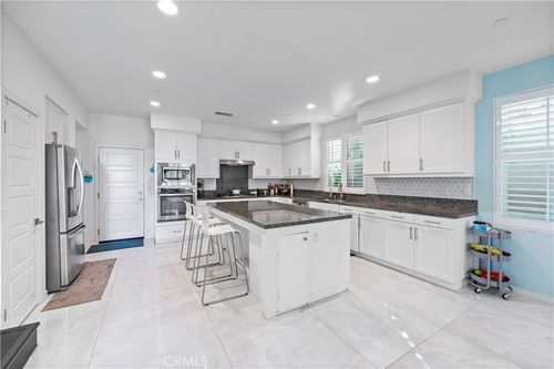 181 Carmine, Irvine, CA, 92618-0878 | Card Image