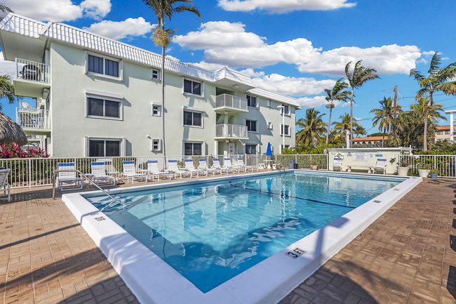 SEA ISLE CONDOMINIUM | Image 24