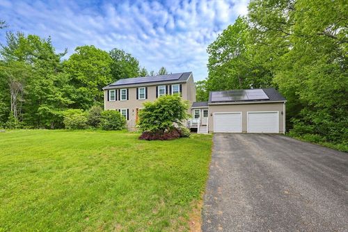 11 Brooke Haven Dr, Rutland, MA, 01543-1209 | Card Image