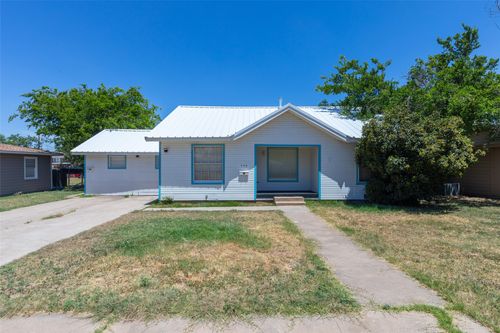 750 E North 12th St, Abilene, TX, 79601-3802 | Card Image