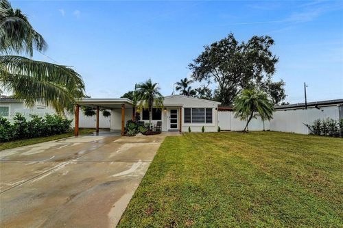 6821 Atlanta St, Hollywood, FL, 33024-2813 | Card Image
