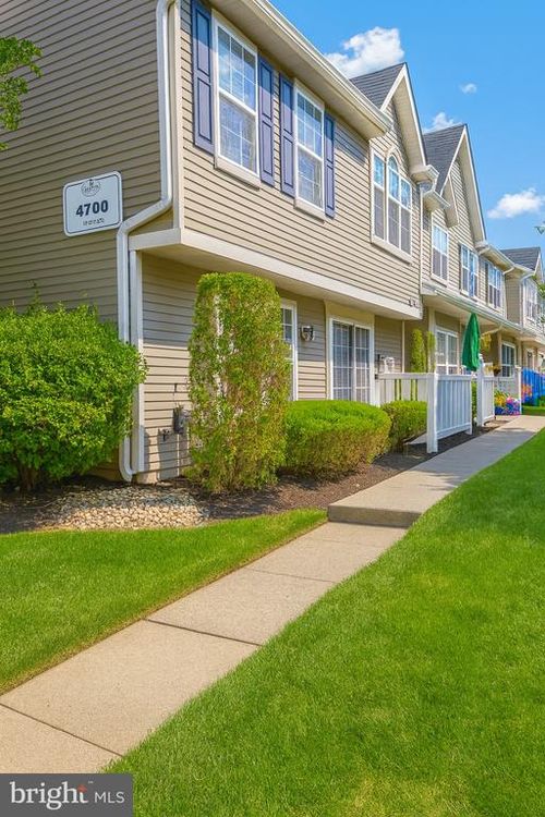 4705 Grenwich Ln, MOUNT LAUREL, NJ, 08054-6730 | Card Image