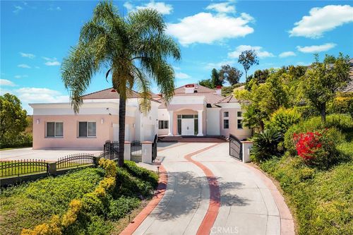 689 Leyland Dr, Diamond Bar, CA, 91765 | Card Image