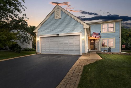 832 Fox Chase Dr, Round Lake Beach, IL, 60073-4102 | Card Image