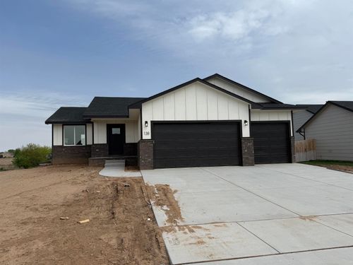 138 E Poplar Cir, Goddard, KS, 67052-9091 | Card Image