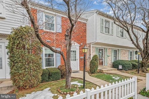 101 W Vine St, SHIREMANSTOWN, PA, 17011-6347 | Card Image