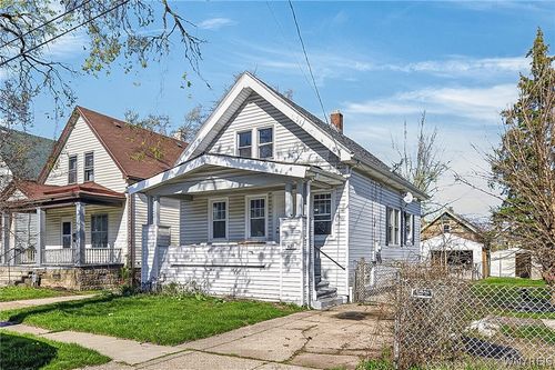 47 Birch Pl, Buffalo, NY, 14215-3002 | Card Image