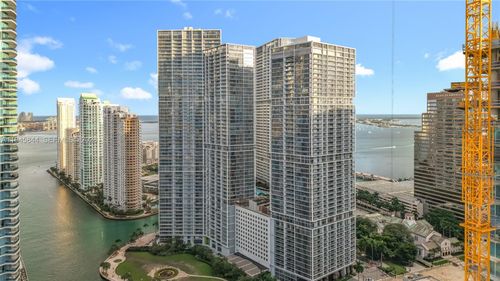 4215-475 Brickell Ave, Miami, FL, 33131-2707 | Card Image