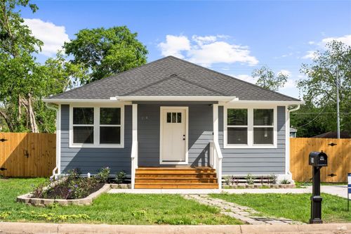 514 W Wilkins Street, Brenham, TX, 77833 | Card Image