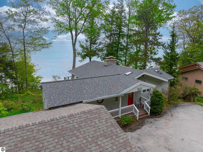 6514 Beechtree Rd, House other with 4 bedrooms, 2 bathrooms and null parking in Glen Arbor MI | Image 4