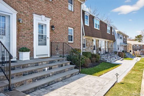 apt-5a-6 Anchorage Ln, Oyster Bay, NY, 11771-2724 | Card Image