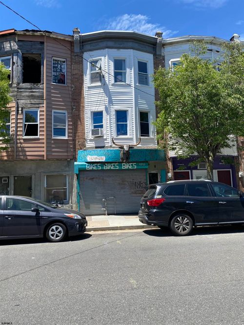 1117 Arctic Ave, Atlantic City, NJ, 08401-4726 | Card Image