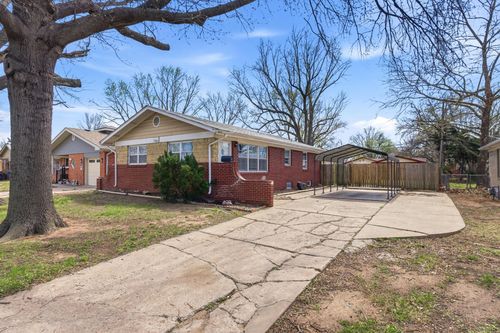 7903 E Indianapolis St, Wichita, KS, 67207-2317 | Card Image
