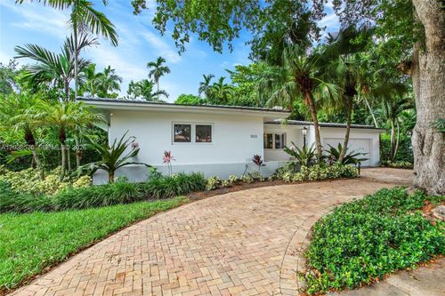 1100 S Alhambra Cir, Coral Gables, FL, 33146-3712 | Card Image