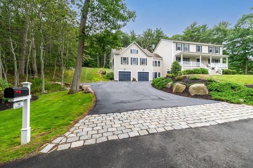 14 Overledge Rd, Manchester, MA, 01944-1640 | Card Image