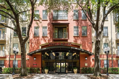 apt-352-911 N Orange Ave, ORLANDO, FL, 32801-1070 | Card Image