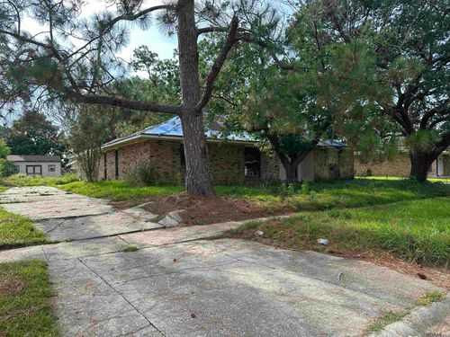 4930 Shadeland Dr, Baton Rouge, LA, 70816-4732 | Card Image