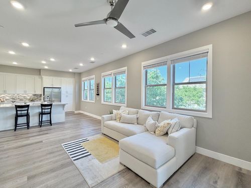 232-1000 Berryessa Ln, Davis, CA, 95616-4596 | Card Image