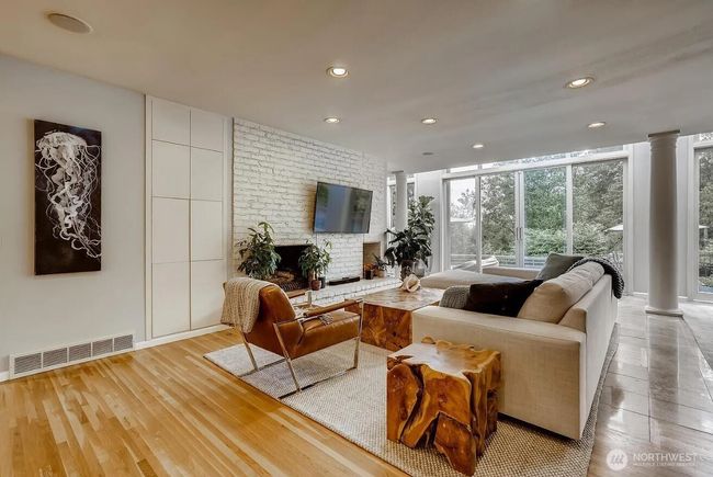 8581 Hunts Point Ln, Home with 0 bedrooms, 0 bathrooms and null parking in Hunts Point WA | Image 22