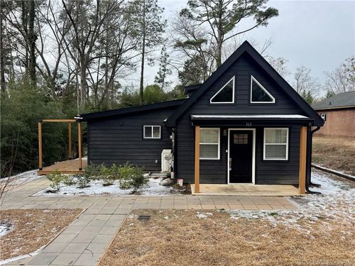 313 N Moore St, Sanford, NC, 27330-3944 | Card Image