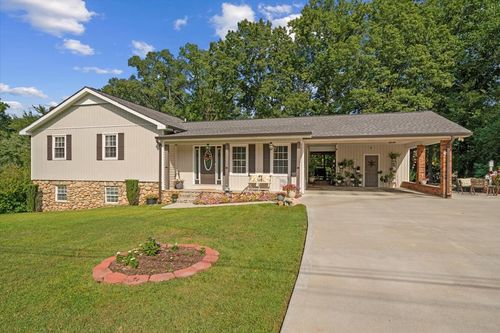 3016 E Brookhaven Cir, Dalton, GA, 30720-5750 | Card Image
