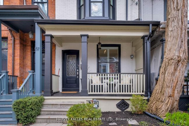 65 Tiverton Ave, House other with 3 bedrooms, 2 bathrooms and 2 parking in Toronto ON | Image 4