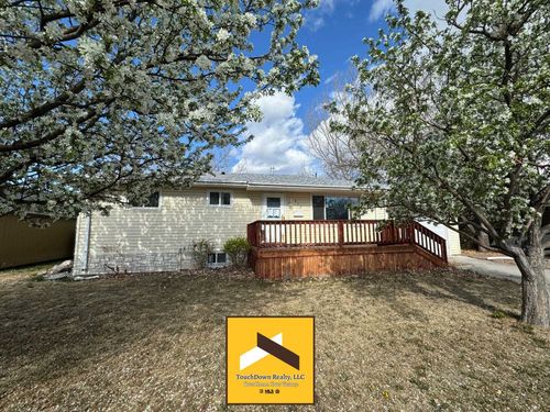 810 N 12th St E, Riverton, WY, 82501-3004 | Card Image