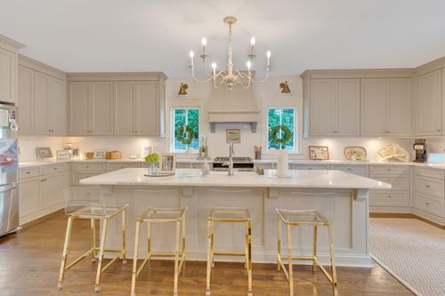 109 Linden St, Lookout Mountain, TN, 37350-1316 | Card Image