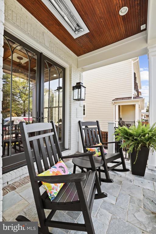 Residential in ARLINGTON 4