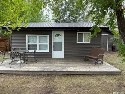 9072 Donald Cres, Cochin, SK, S0M0L0 | Card Image