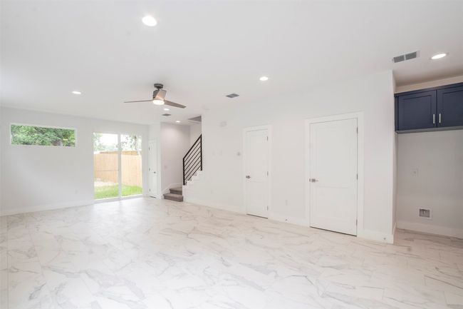 A - 616 W Dittmar Rd, Townhouse with 3 bedrooms, 3 bathrooms and 2 parking in Austin TX | Image 8