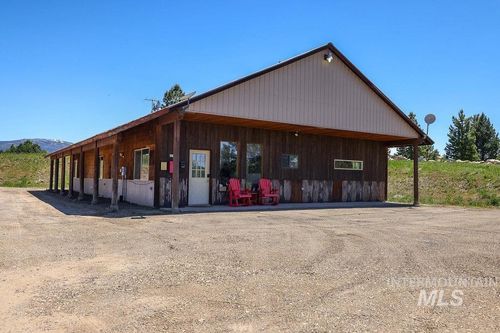 105 E Jacob St, McCall, ID, 83638 | Card Image