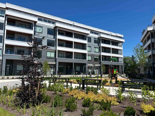 305-6270 Gooseberry Dr, Surrey, BC, V3S2V3 | Card Image