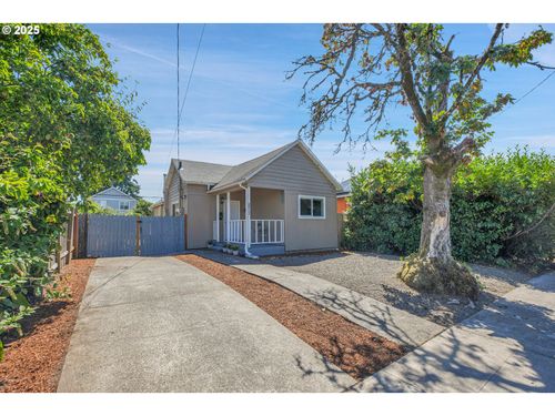 6412 Se 83rd Ave, Portland, OR, 97266-5431 | Card Image
